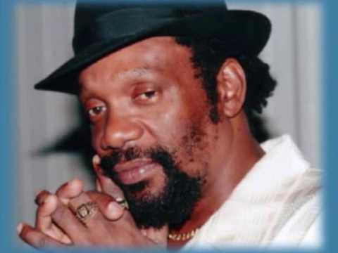 Glen Washington – Strangers In The Night